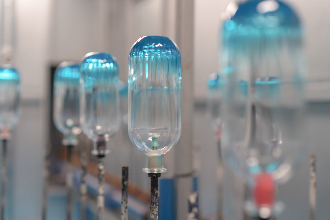 Coloured Spray Coatings for Glass with a Variety of Finishes